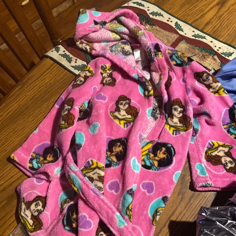 Iittle girls house robe